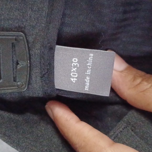 Apt.9 Men's Charcoal Pin Striped Flat Front Dress Pants Size 40x30. - Picture 5 of 10